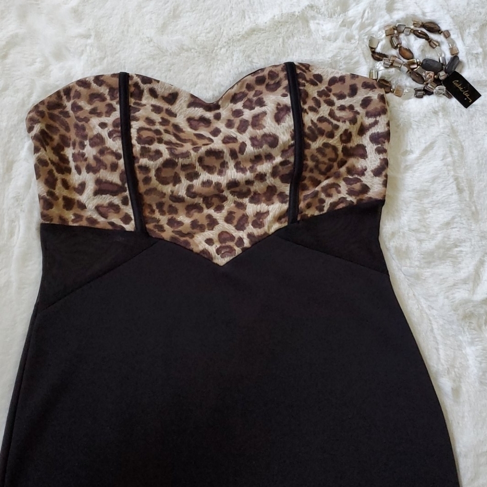 LEOPARD PRINT STRAPLESS DRESS BY TOSKA - Picture 3 of 7